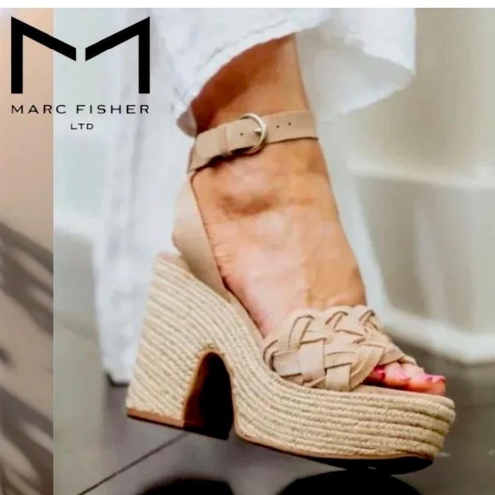 NEW Marc Fisher Odilia Espadrille Platform Wedges/ sandals in beige suede